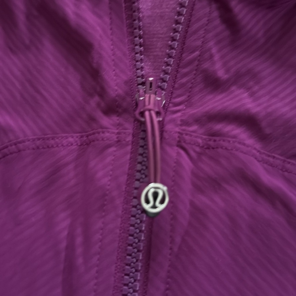 Lululemon In Flux Reversible Jacket - Picture 7 of 10